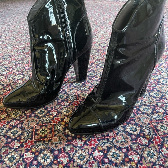 Burberry patent booties - Picture 2 of 7